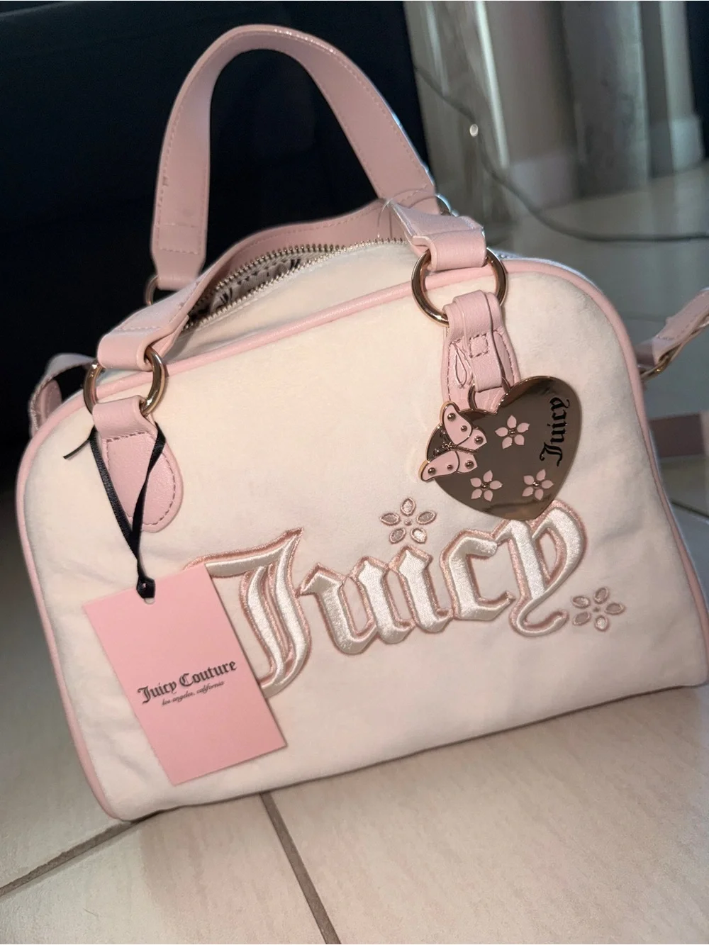 Juicy Couture Pink Purse - Picture 2 of 6